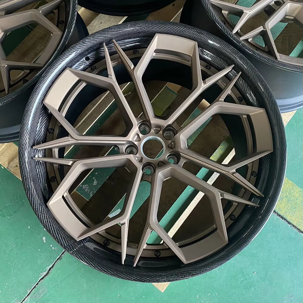 Why Carbon Fiber Wheels Are Becoming a Strategic Upgrade for OEM Performance Brands