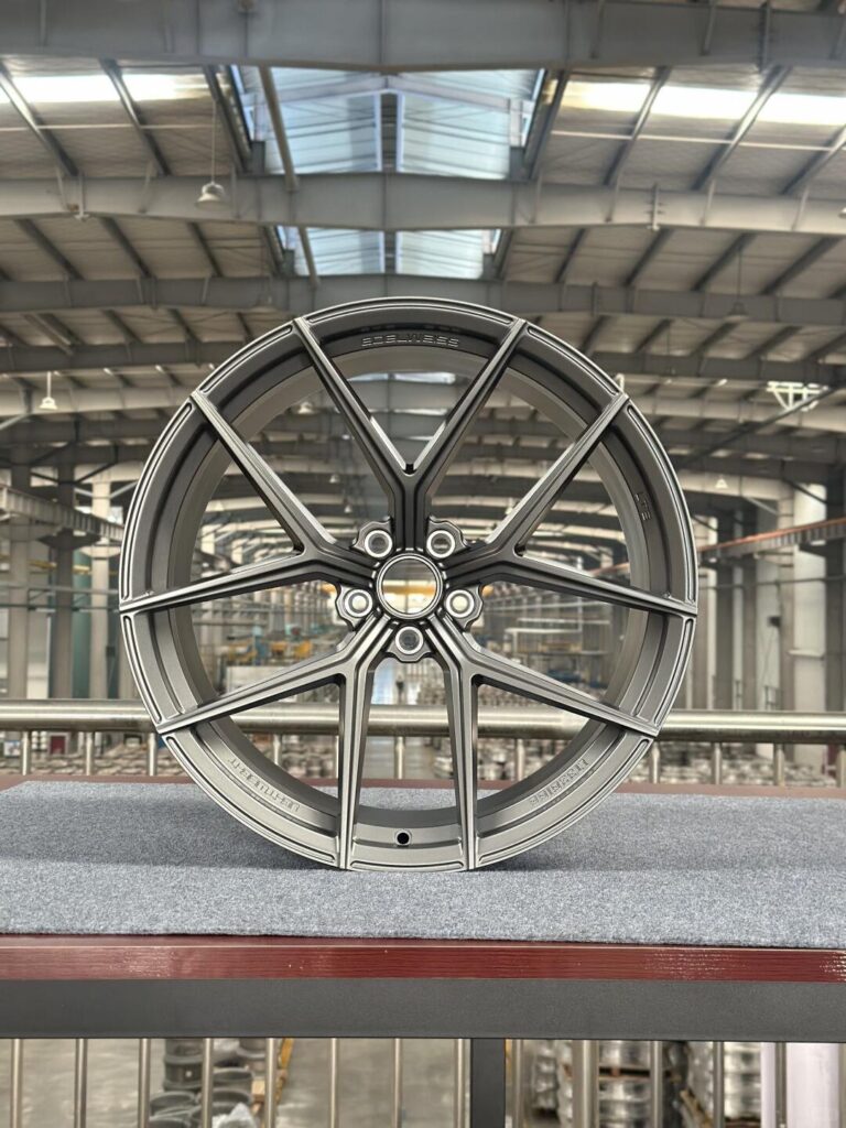 LT3